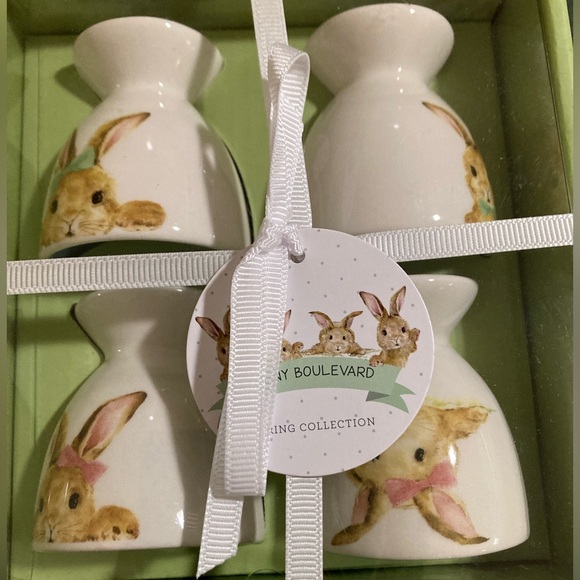 Potter’s Studio Bunny Boulevard Egg Cups Set of Four NIB - Picture 1 of 2